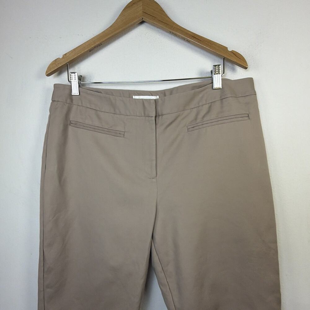 Chico's 2.5 Chino khaki Cropped Pants large 14 capri vacation resort cotton - Picture 3 of 11
